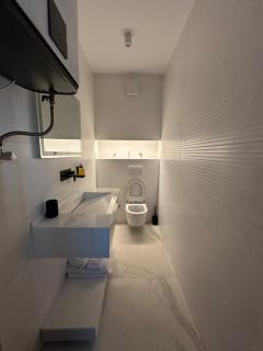 La Mirage Suites & Apartments - 2