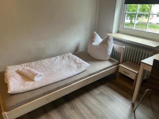 Basic Monteurzimmer Work & Stay - 8