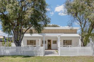 Coastal Waters - Spa, Sleeps 8, Newly Renovated - 6