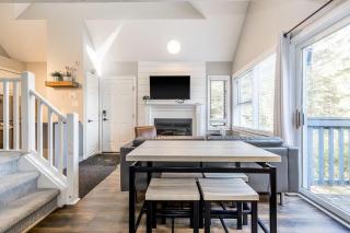 Northern Tranquility Ski-In-Out Pool Shuttle - 2