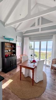 Kalliste Boutique Stays, Misty Shores Cottage - 9