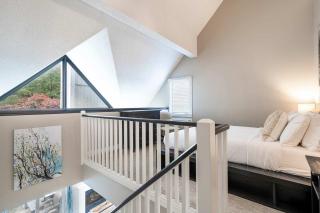 Whispering Pines - Ski-In-Ou Pool Shuttle - 6