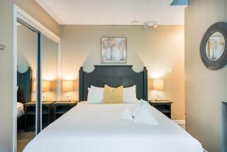 Whispering Pines - Ski-In-Ou Pool Shuttle - 3