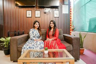 FabHotel Komfort Inn - Nr Twin Tower - 8