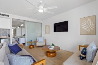 Marina Vista - Waterfront Stay near Dining and Markets - Cairns - 5