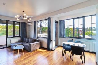 Newly Renovated Stylish Apart W stunning views - Tbilisi - 4