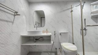 Beachfront 3BR Condo with Ocean-View Balcony - 3