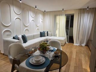 Luxury 1 bedroom at La marina - 9