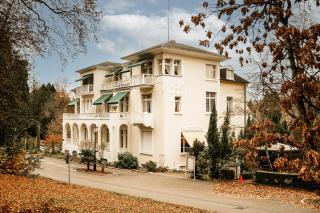 Villa Hedwig - Schwarzwald Apartments mit Thermalbad-Nähe & Balkon mit Bergblick - Badenweiler - 6