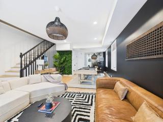 4 BR 2 Deck Fire Pit Pool Table WD 5Gbps - 7