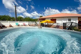 Villa créole et bien etre exclusif avec piscine et jacuzzi privé - 5