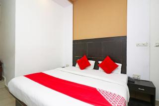 Hotel O by OYO Surya Continental - 1