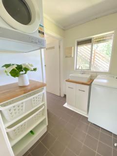 Rileys Retreat - coastal home close to beach - 1