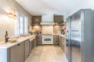 Au Cœur de la Pinède Location maison de vacances dans le Luberon - 5