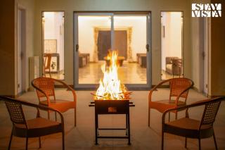 StayVista at Villa M3 - Farmstay with Lawn & Pool - 8