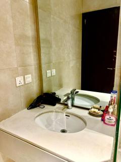 1BHK Zameen Aurum Gulberg 3 Lahore - 1