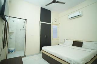 Hotel Vedik Villa - 6