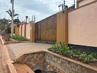 Aura Homes Buziga Bunga Studio 2 - 1