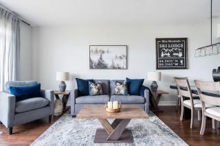 The Blue - Walk to the Village Shuttle & Hot Tub - 4