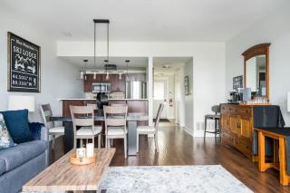 The Blue - Walk to the Village Shuttle & Hot Tub - 2