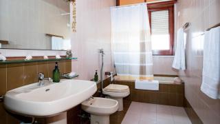 Angelina Square Home - 4