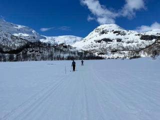 Modern Cabin Near Maldalsvatnet And Reinsnuten - 1