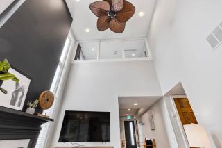 Clearview Chalet - Modern 3BR Walk to Village - 8