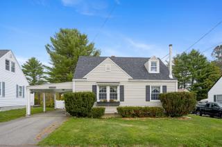 Near ConcertsDog-FriendlyFirepitFenced Yard - 6