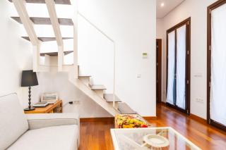 Attic with terrace- 1Bd 1Bth- Corral del Rey - 6