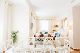 Stylish and wide- 3Bdr 3Bth- Los Remedios - Sevilla - 7