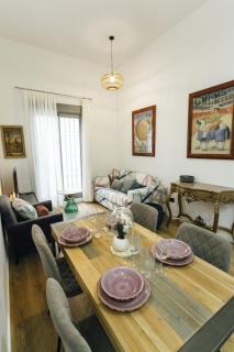 Modern with seasonal swimming pool- 1Bd 1Bth- Goyeneta - 8