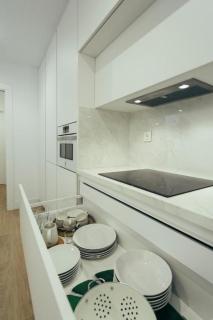 Modern with balcony- 2Bd 2Bth- San Vicente - 1
