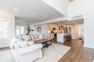 Sierra Hideaway - Walk to the Village - King Bed - 9