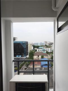 Regent Ngamwongwan Hotel - 8