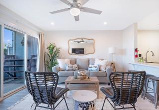 Sunrise & Sunset by the Sea 812-1 - 0