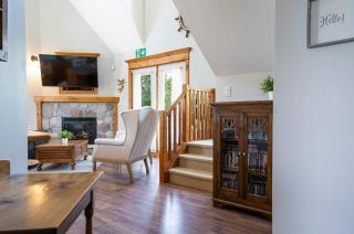 Still Winds - Private Patio - Shuttle to Blue - 5