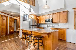 Still Winds - Private Patio - Shuttle to Blue - 3