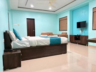 Hotel Bramha Inn Aundh Wakad Rooms Restaurant Banquet - 9