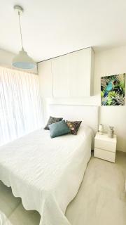 Sea View Apartment Near Monaco - 1