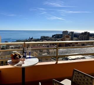 Sea View Apartment Near Monaco - 6
