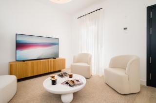 Stylish Designer Duplex-3Beds 2Baths-Puerta Carmona Centro - 6