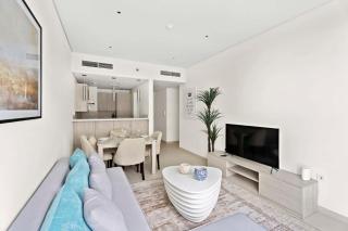 2BR Palm Jumeirah with pool on roof amazing view - 6