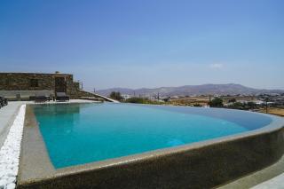 Aether Mykonos 5BR Villa with Serene Port & Town Views - Tourlos - 1