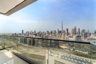 Amazing 2BR in Business Bay with full Burj view - 0