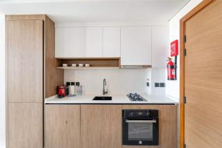 Charming new studio with pool and gym in Al Furjan - 5