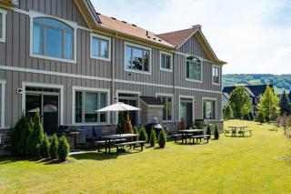 Luxury Townhome - Private Patio Shuttle Trails - 5