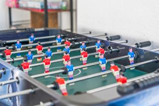 Beverly Retreat Spacious with Free Parking - 5