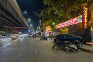 SBS Hotel Underbridge - 0