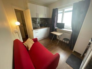 Livadia House at St Leonards on Sea - 9