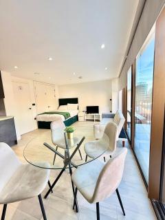 Upton park Plaistow East Ham Canning Town Apartment in London - 7